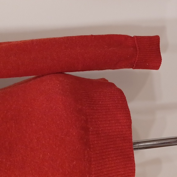 Kirkland Signature Cashmere Cinnamon Turtleneck Sweater- Sz. Sm - Picture 4 of 9